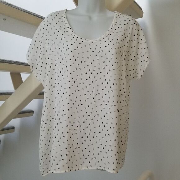 Lush Sheer Short Sleeve White Patterned Top Sz M - Picture 1 of 7